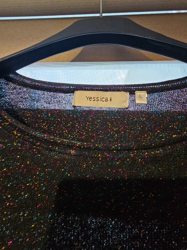 Bijutricotaje.ro | Bluză neagră Yessica (C&A) cu sclipici multicolor, mărimea L