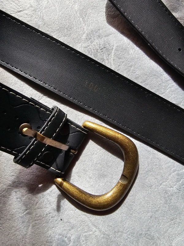 Bijutricotaje.ro | Curea lată de damă, de culoare neagră