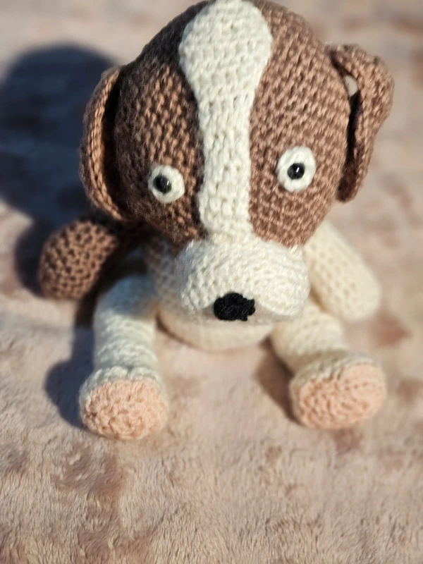 Bijutricotaje.ro | Catelus amigurumi tricotat manual jucarie plus