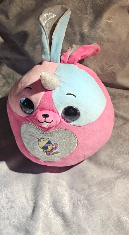 Bijutricotaje.ro | Iepuraș unicorn de pluș Zuru Rainbocorns Eggzania, jucărie pufoasă roz (32 cm)